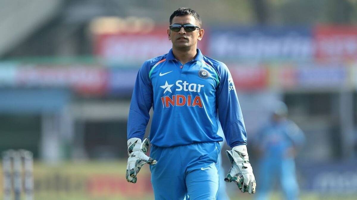 MS Dhoni Takes A Brave Decision In IPL 2020