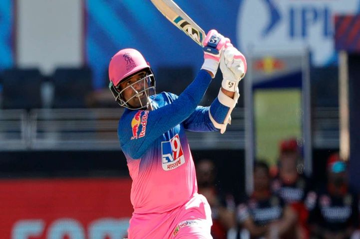 Most Sixes in IPL tournament By Robin Uthappa