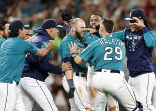 Mariners To End Their Post-Season Drought By Clinching A Playoff Spot