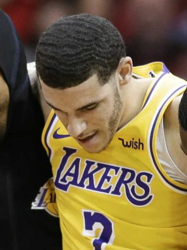 Bull’s Point Guard Lonzo Ball’s Horrific Knee Injury Update Latest