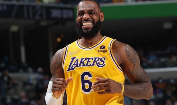 Lebron James- Top 10 nba players of all time