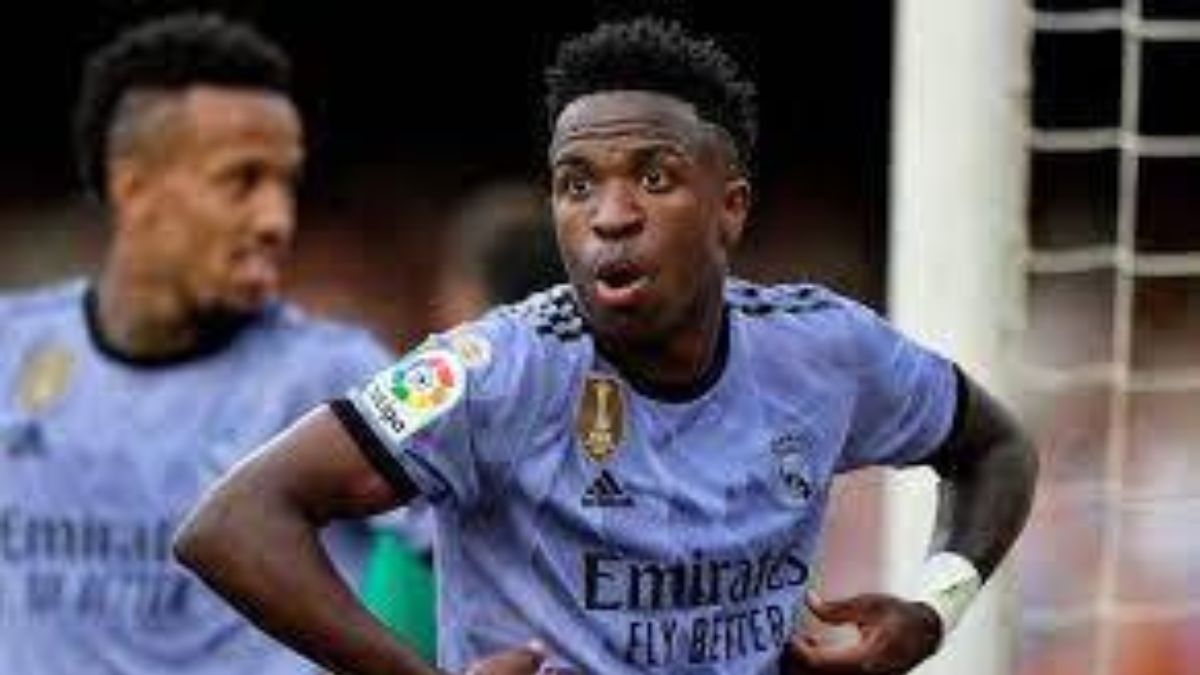 Vinicius-Jr.-Reduced-To-Tears-By-Racist-Chants-During-Valencia-Match