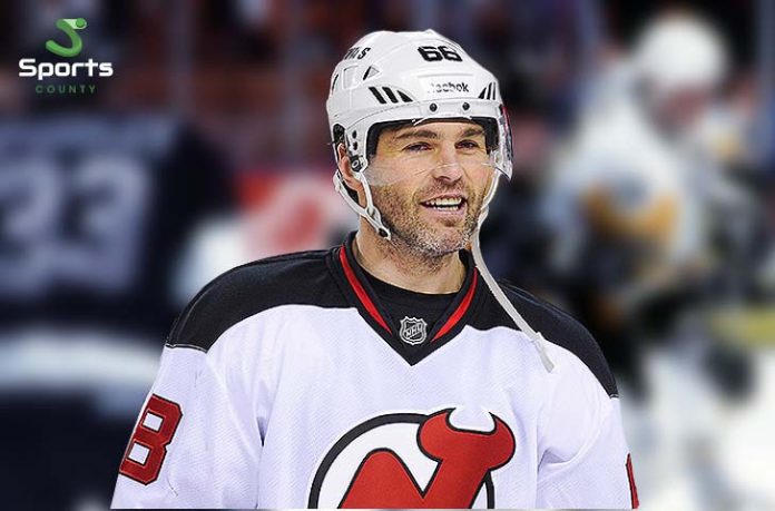 Top 10 Best NHL Players Of All Time Legends Of The Ice top-10-best-nhl-players-of-all-time-legends-of-the-ice