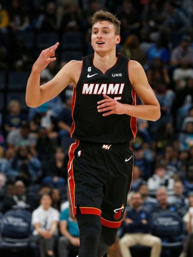 10 Young NBA Stars Who Need New Teams Before the Trade Deadline